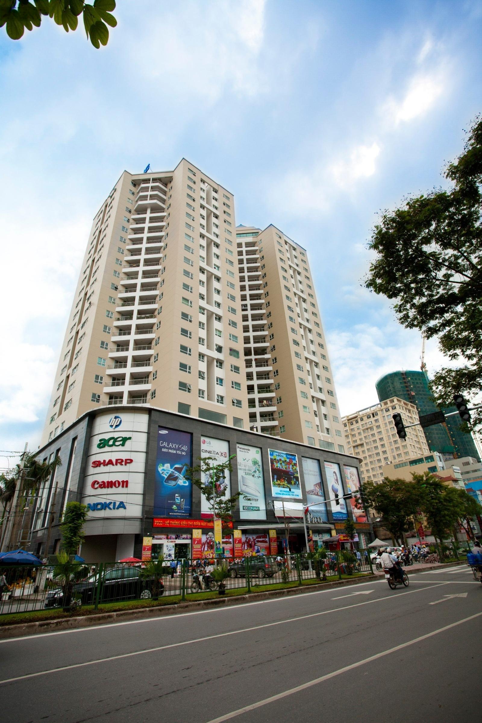 Cho thuê 1000m2 mặt phố Xuân Thủy, Cầu Giấy làm spa, khu trung tâm giải trí