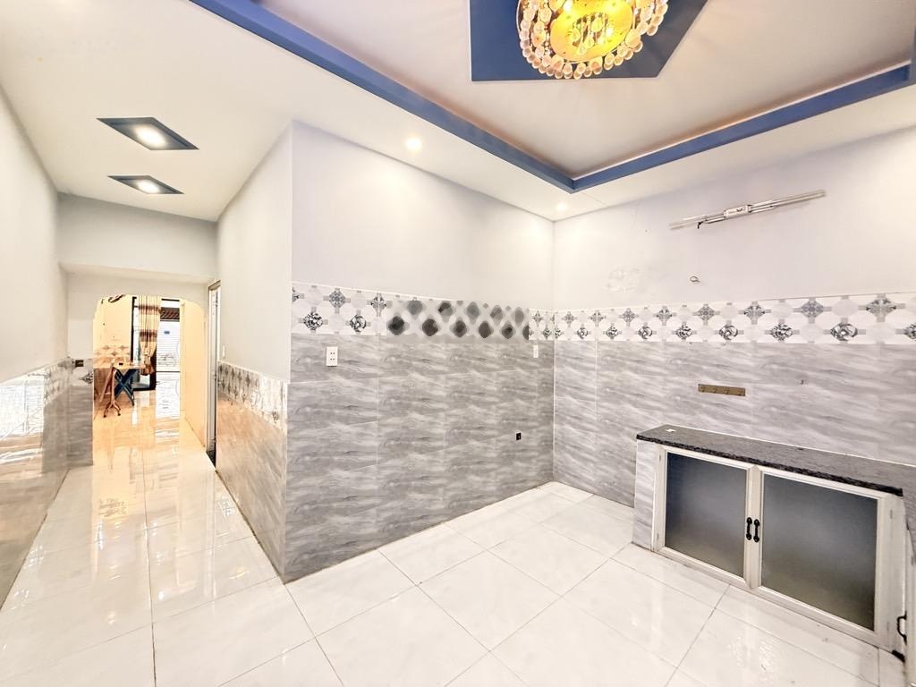 Chỉ 4.85 tỷ - 97.2m2 - 4.2x23m - Tô Ngọc Vân - Thới An - CẤp 4 - sát vách Gò Vấp