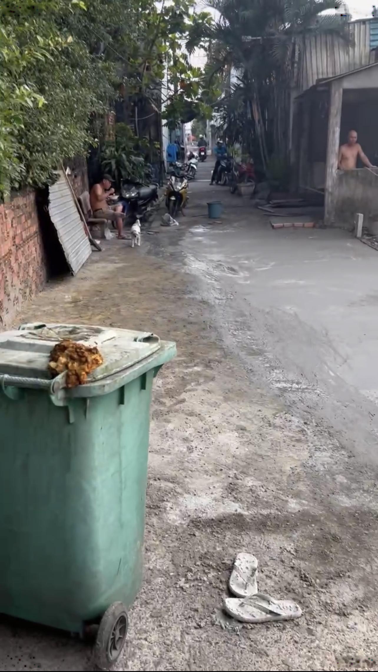 Bán lô đất đường Lê Thị Kim xã Xuân Thới Sơn giá 2tỷ550