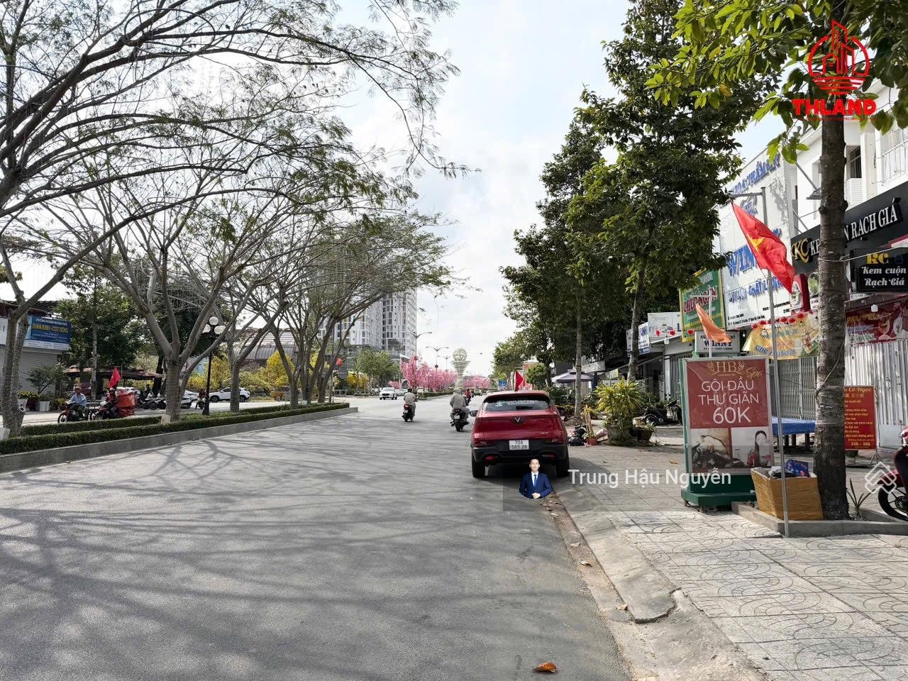 Nhà 3 tháng 2 kế Vòng Xoay Phú Cường - gần Bệnh Viện, lộ 38m, 5x22m, 3 tầng, hoàn thiện, Sổ hồng