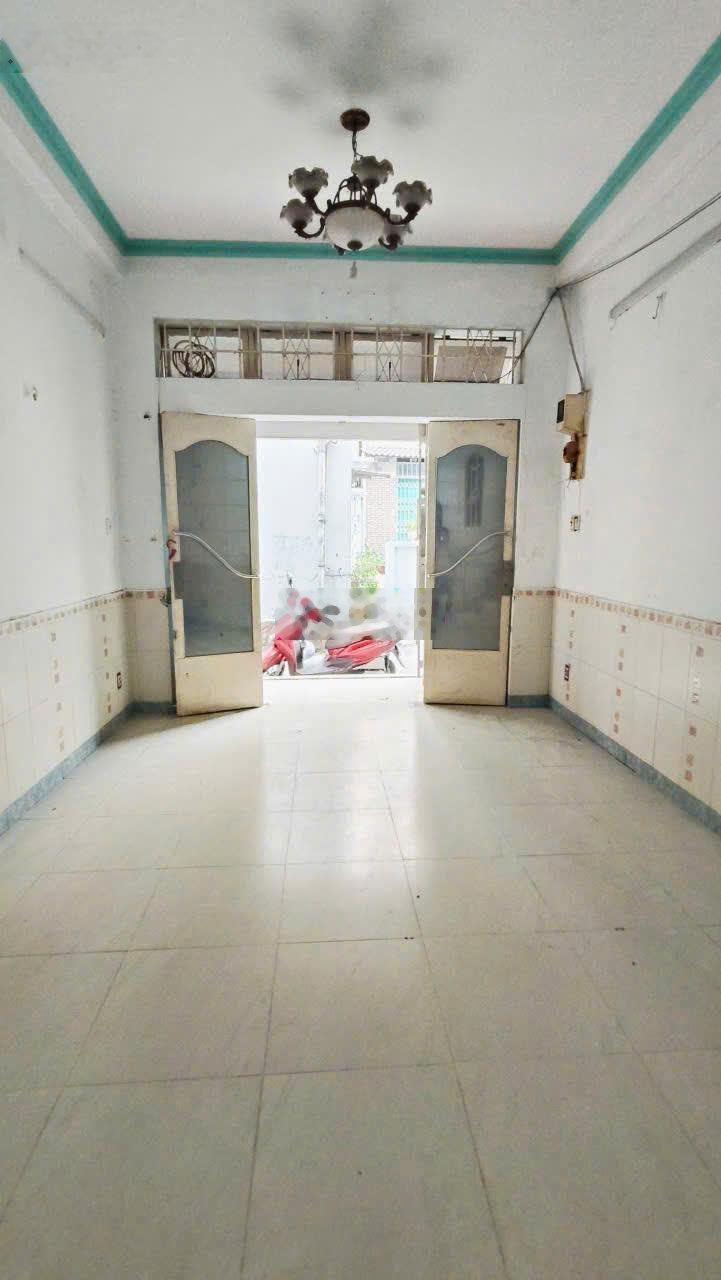 Bán nhà hẻm xe hơi 5m thông đường Lê Đức Thọ, P.17, 3,7 x 12, 2 tầng giá 4.15 tỷ tl