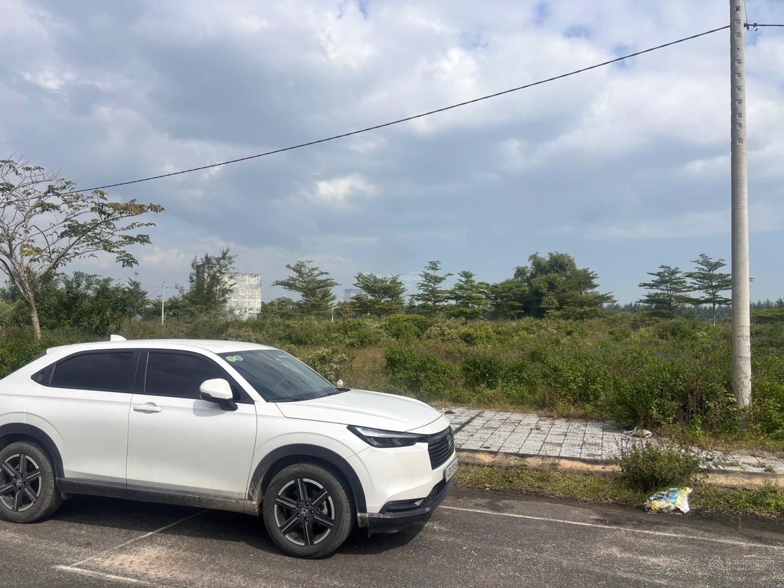 Mặt tiền 27m ven sông đối diện công viên sát đại học FPT giá siêu đầu tư