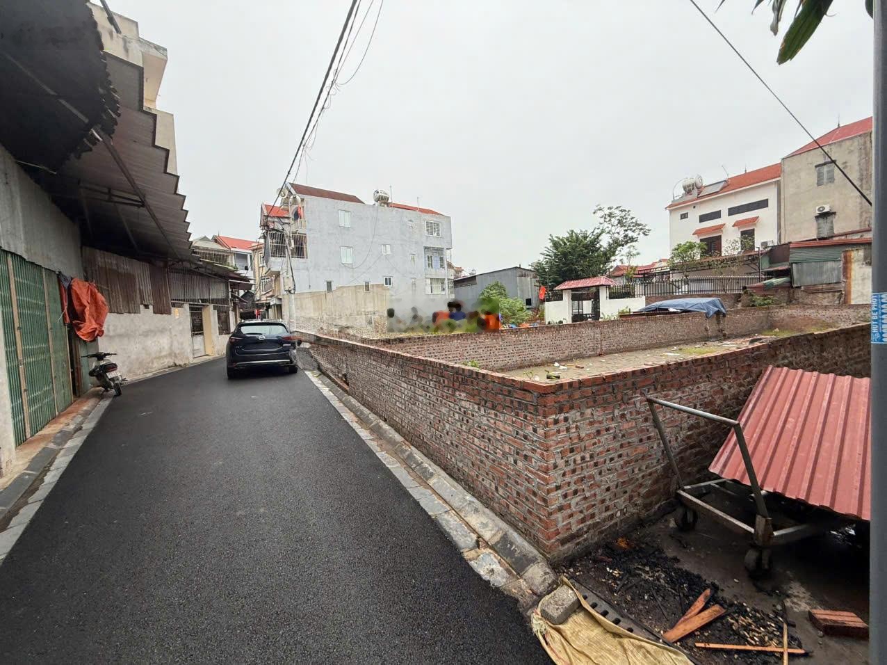 Bán nhanh 85m2 Lô góc 2 mặt tiền Thiết Bình, Vân Hà ( Thư Lâm) giá chỉ 66 triệu/m2