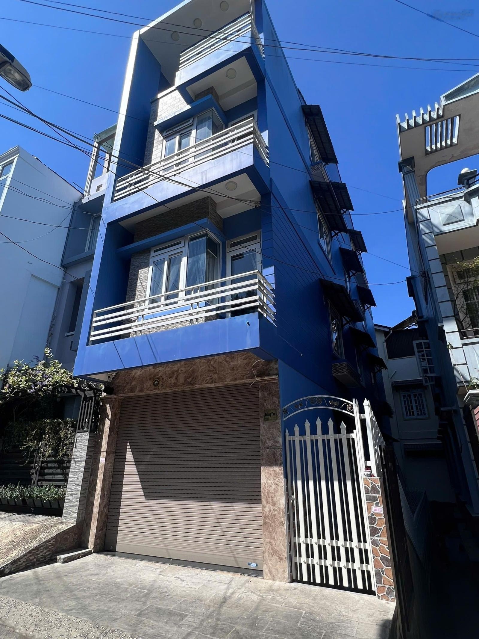 Bán căn nhà phố Ngô Quyền- P6 Đà Lạt- nhà mới 4 tầng- 13,5 tỷ- 7P, cách Hồ XH 3km( KQH Lam Sơn )