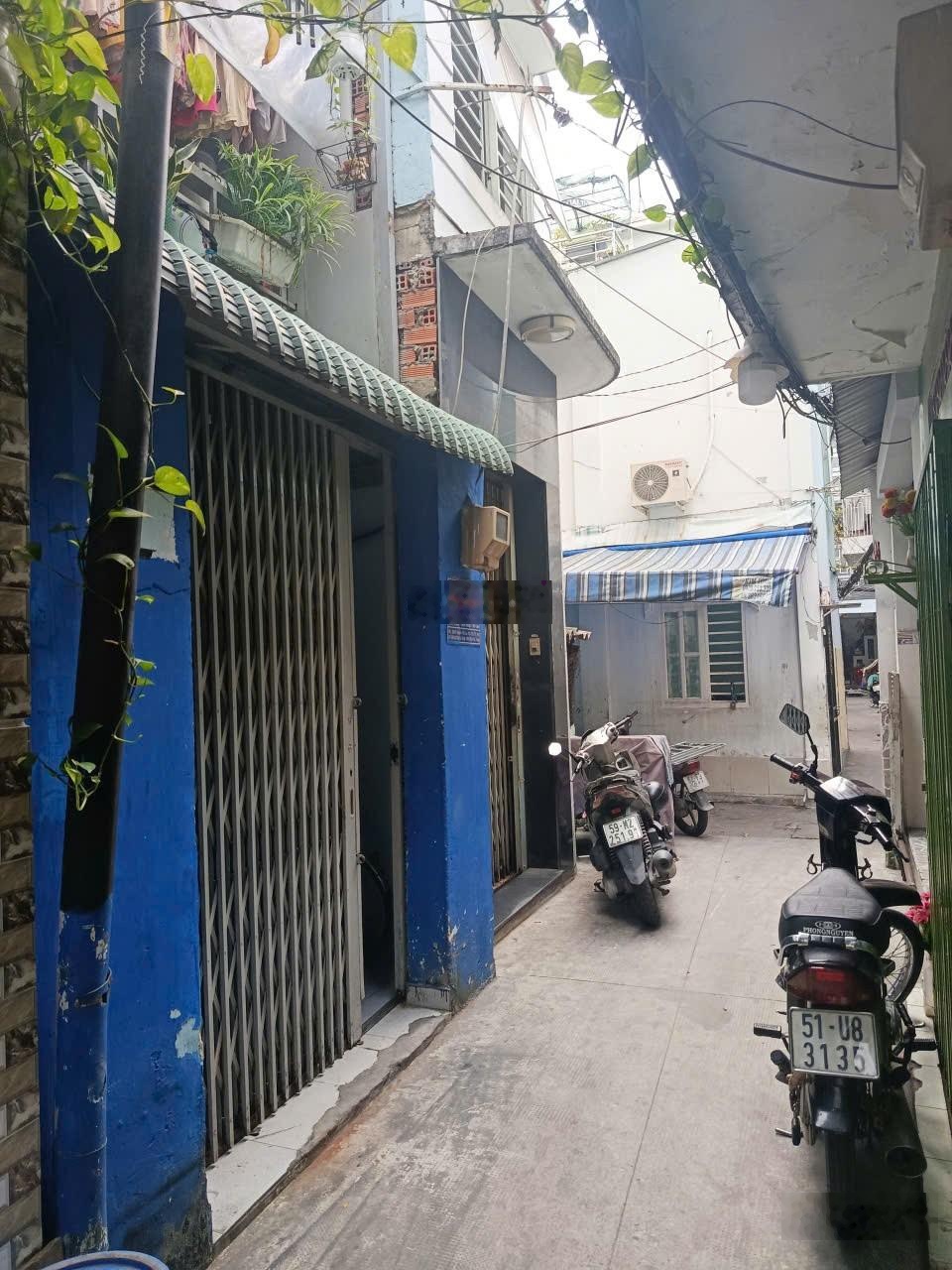 Cần bán nhà hẻm vĩnh viễn, 2 lầu, 31m2, giá , 4.2 tỷ,cách 20m ra mặt tiền