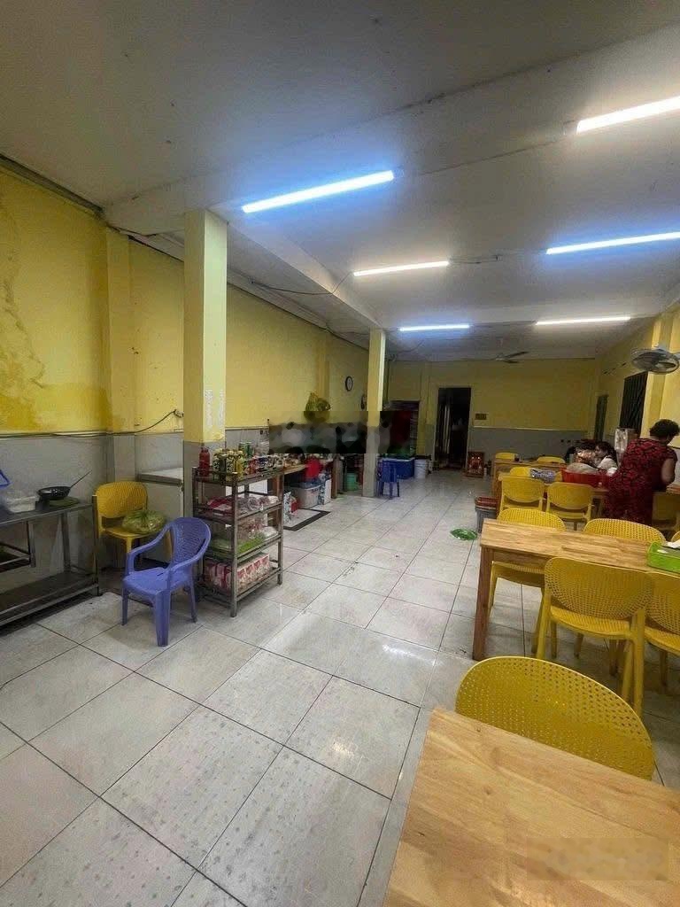 Mặt bằng mặt tiền quang trung 5x16m có chỗ ở lại kinh doanh tự do