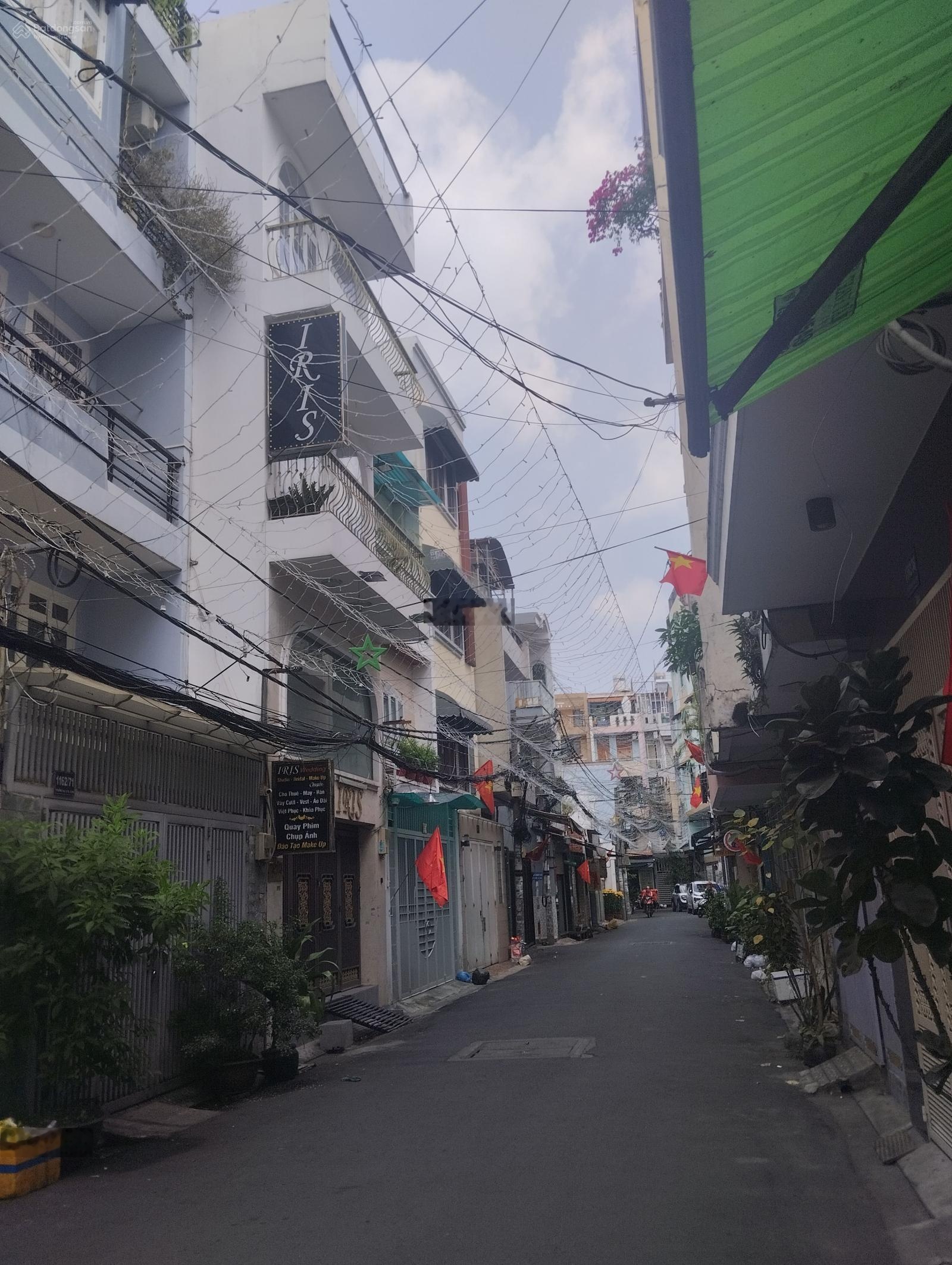 Hẻm kinh doanh 8m - huỳnh văn bánh thông trường sa - 5tầng đẹp - 90m2 - nở hậu - cho thuê 55tr/th