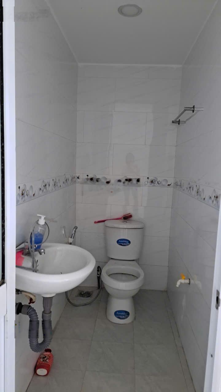 BÁN NHÀ MT VIP ĐỐI DIỆN Công viên Lãnh Binh Thăng - PHƯỜNG 8 - QUẬN 11 - 65M2 - 16 TỶ TL