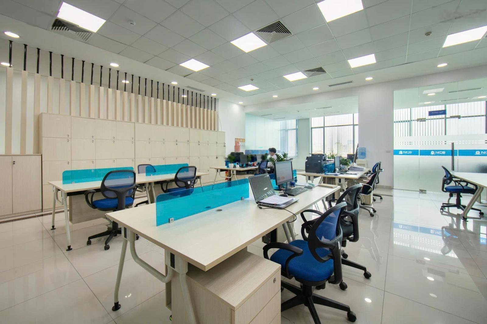 BQL cho thuê VP tại tòa Golden Palm 21 Lê Văn Lương, diện tích 50m2, 80m2, 120m2,500m