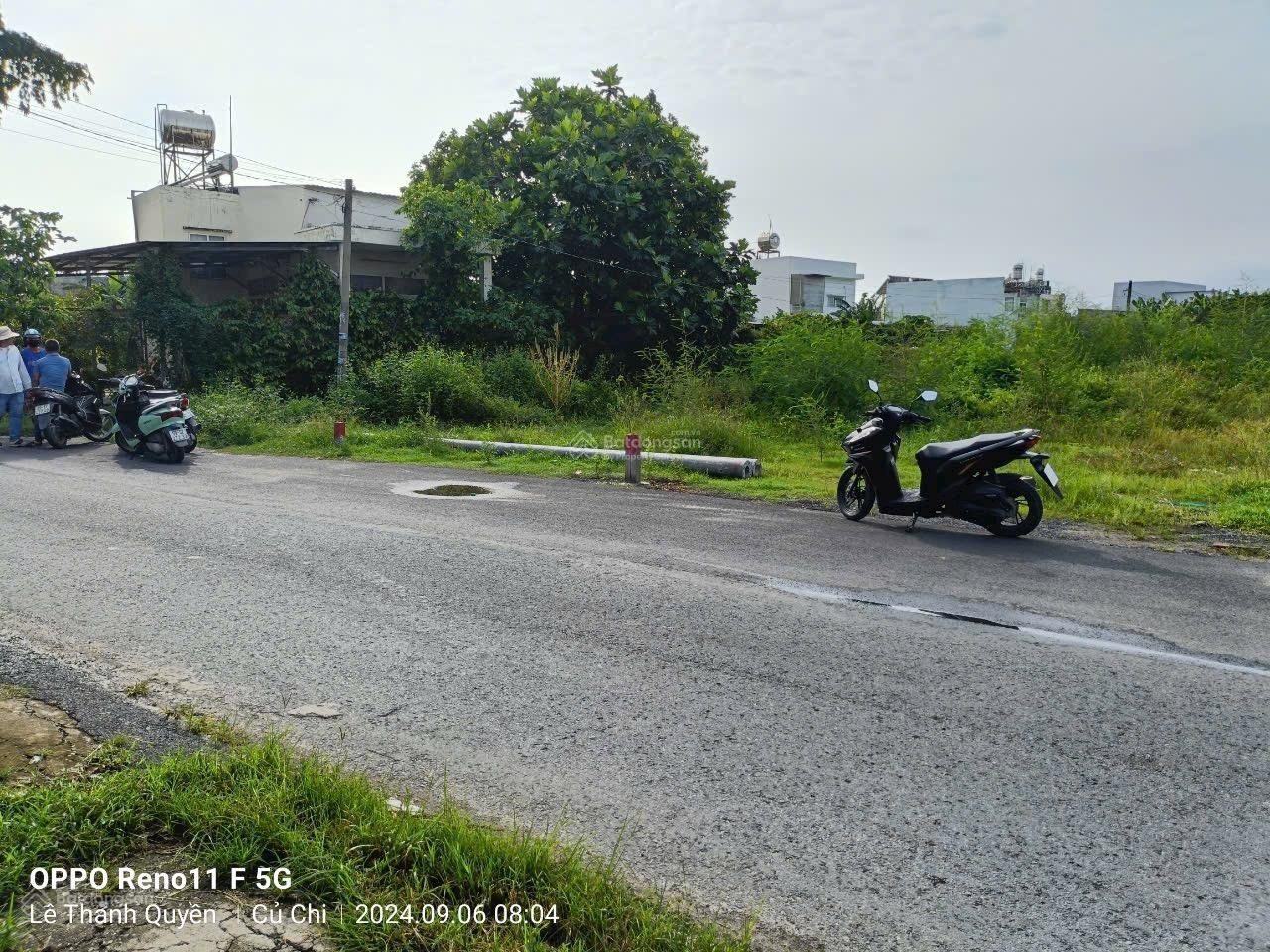 Gia đình tôi cần bán lô đất mặt tiền đường Số 5 nối dài đường số 9 5x26m thổ cư