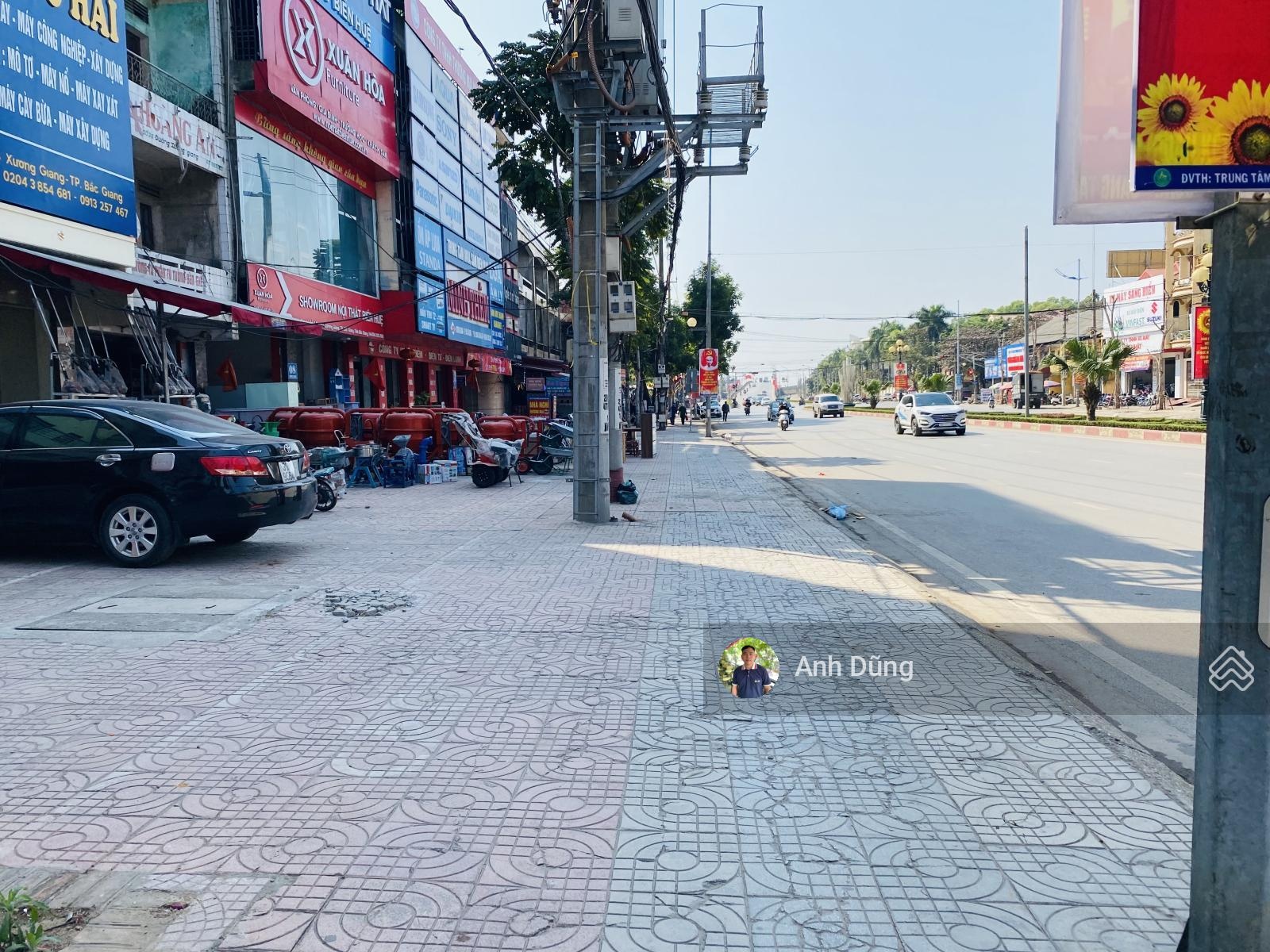 Bán nhà 4T mặt đường Xương Giang (79,4m2), gần Vincom Bắc Giang, giá tốt 18 tỷ, vị trí kinh doanh