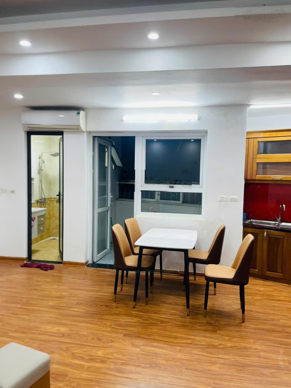 Bán nhanh chung cư Xa La, Hà Đông, 68m2, 2 phòng ngủ, 2 vệ sinh