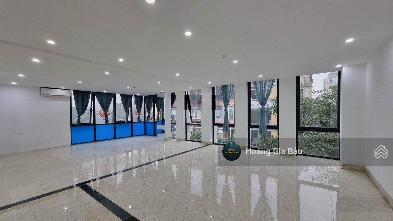 Cho thuê toà nhà thiết kế hiện đại mặt tiền Trương Công Định, P. 14 Tân Bình, DT: 9x20m, hầm 1T4L