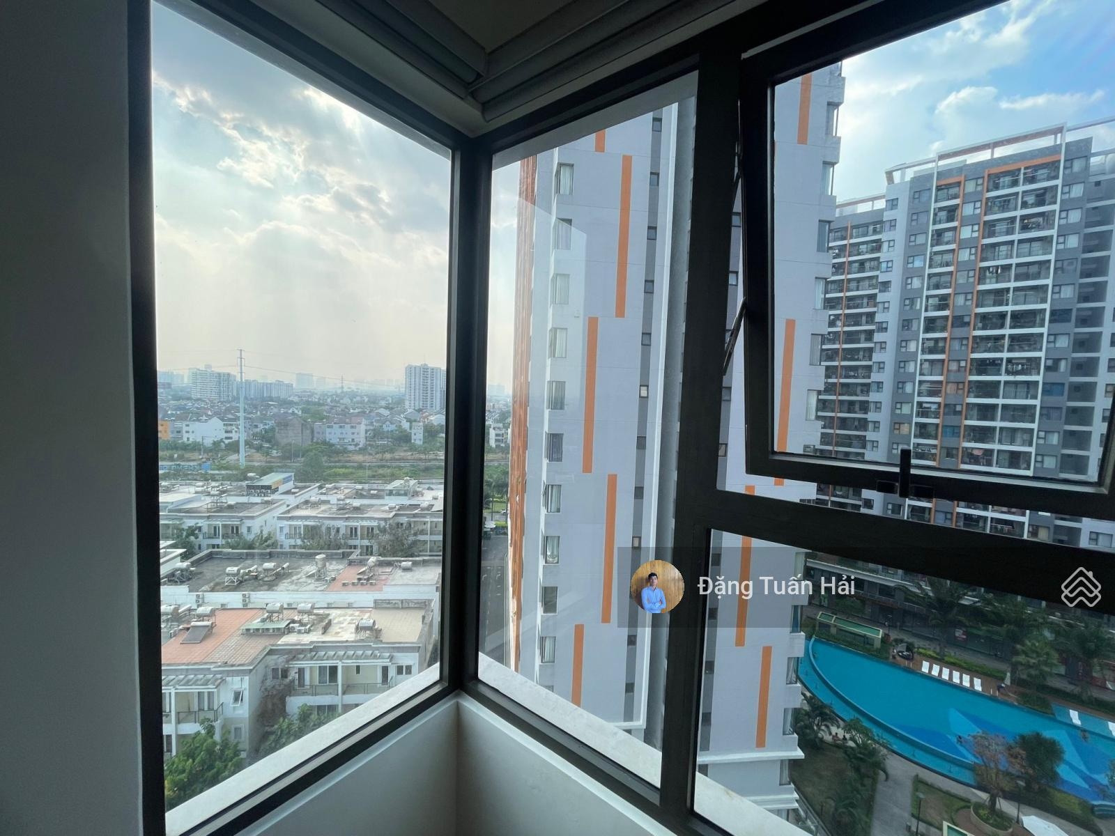 Chủ thân cần bán nhanh căn góc 2 phòng - Căn góc View nội khu - Giá 4,6tỷ