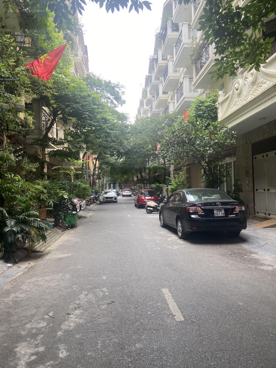 Cho thuê nhà mặt ngõ 10 phố Lưu Quang Vũ diện tích 70 m2 mặt tiền 5 mét x 5 tầng