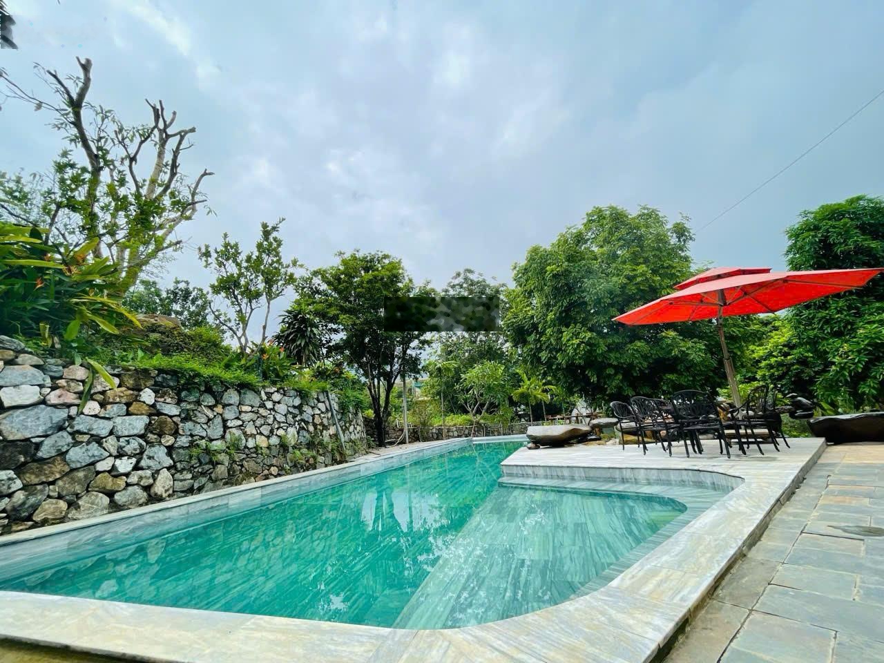 Cần bán lô đất 5000m2 sẵn khuôn viên nghỉ dưỡng vận hành ngay tại Phú Cát, Hà Nội