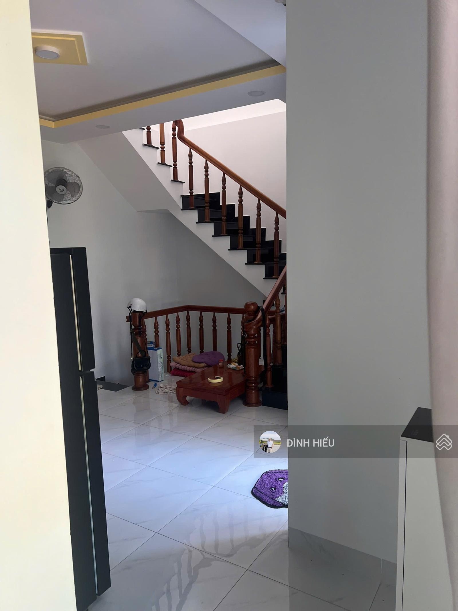 Nhà 2 mặt tiền khu TDC Đất Lành, Vĩnh Thái, TP Nha Trang 3 tầng, đầy đủ công năng