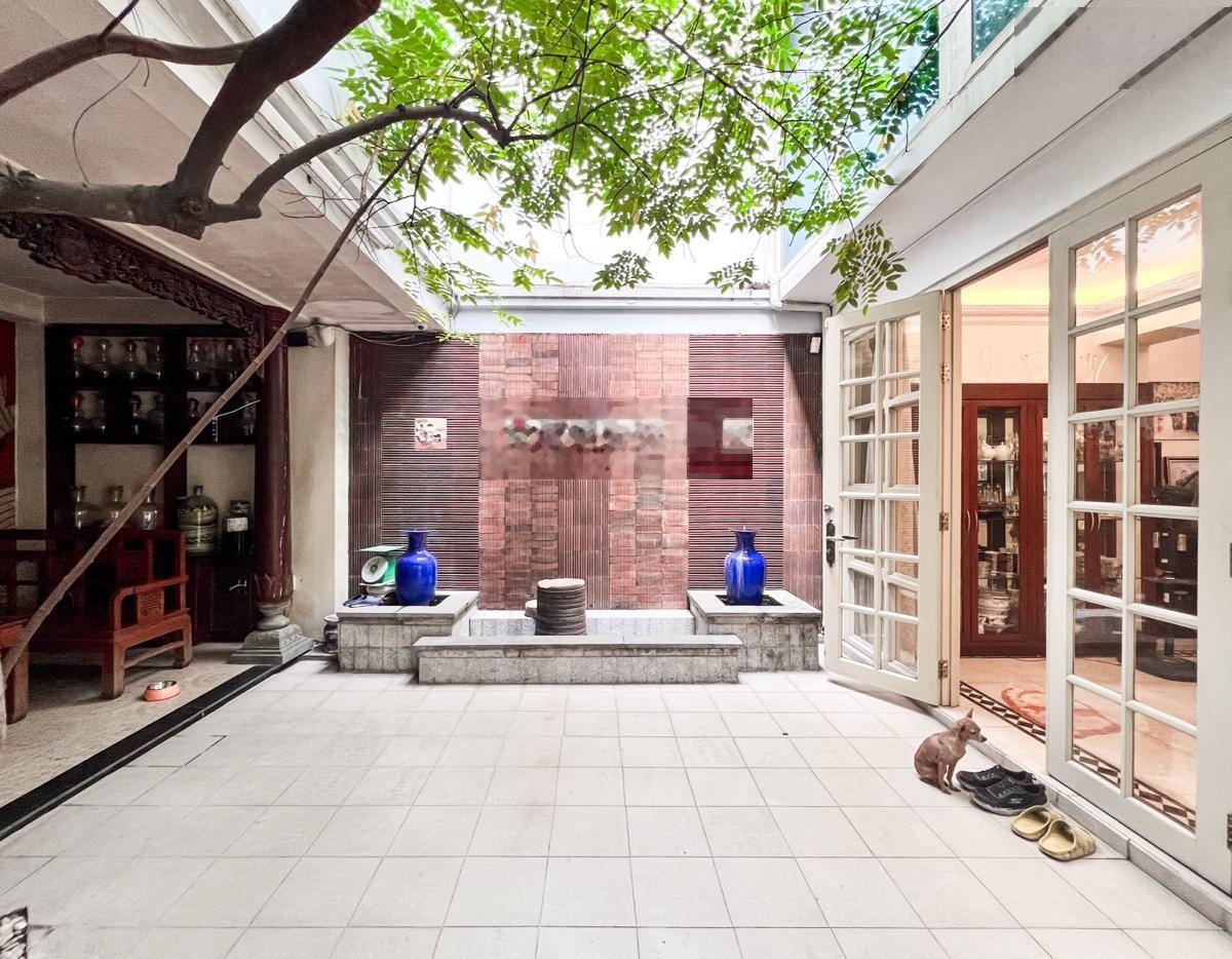 Bán biệt thự sang trọng mặt phố Nguyễn Gia Thiểu- Hoàn Kiếm DT 255m-3 tầng- MT 8,3m giá 250 tỷ