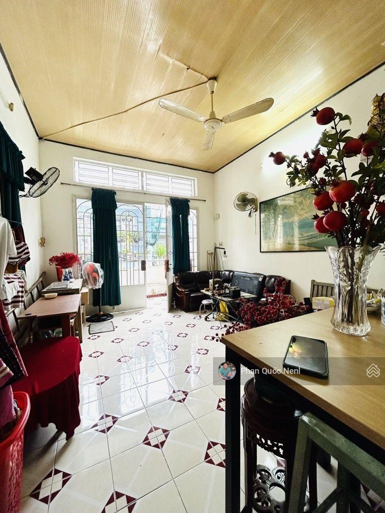 Bán nhà huỳnh tấn phát,quận 7 ( gần kcx ) _ 63m2(4,2x15) _ 2 tầng _ chỉ 6,3 tỷ _ thông số chuẩn