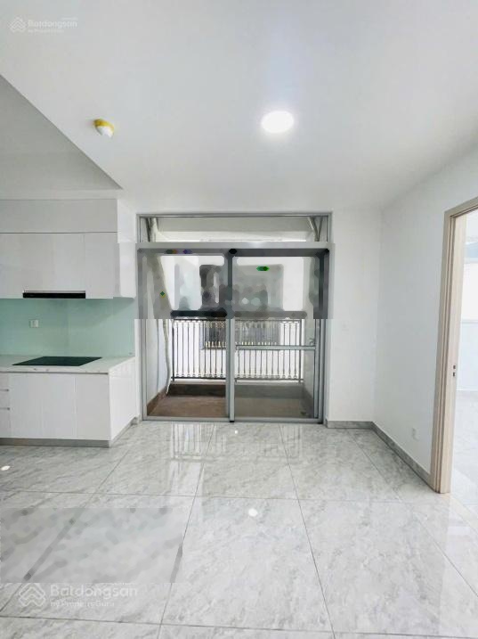 Bán gấp căn 3PN tầng cao TẶNG TOÀN BỘ NỘI THẤT CAO CẤP, Trả 7.4 tỷ nhận chìa khoá ở ngay.