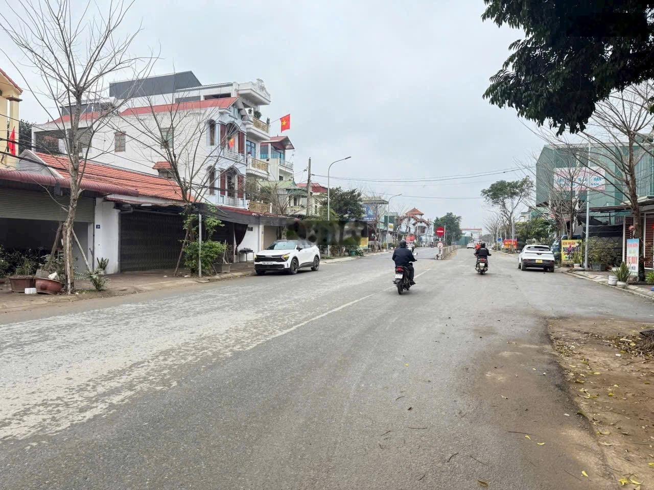 Cắt lỗ lô đất 77m2 trục chính Cánh Chủ Bình Yên full thổ cư xây trọ đỉnh cách đhfpt và dhqg chỉ 2km