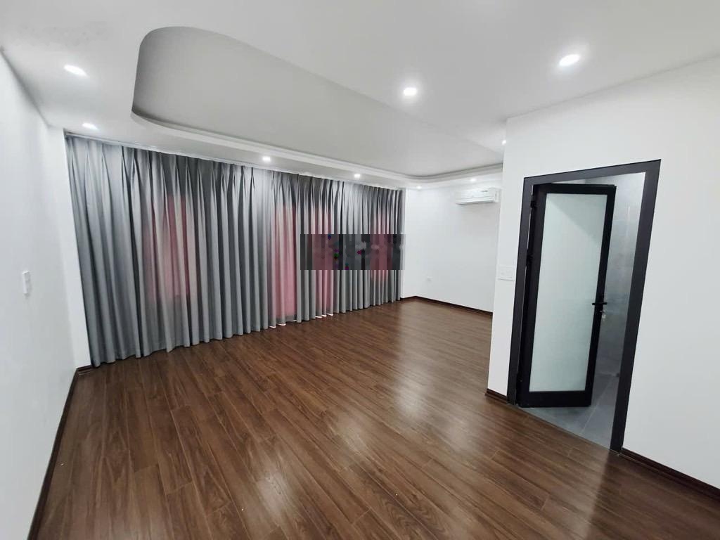 Phố trạm - nhà mới - 75m2 mt 6m- lô góc - 7 tầng thang máy - đường rộng ô tô thông tránh- hơn 24tỷ