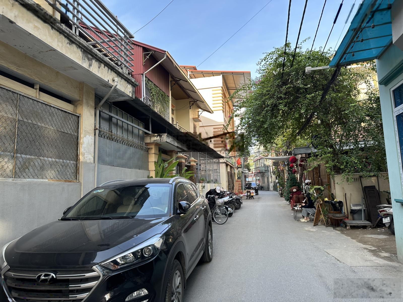 Quá hiếm! Nhà ngay ngã tư Trôi, xã Hoài Đức: 40m2, 6 tầng thang máy, ô tô tránh hơn 6 tỷ