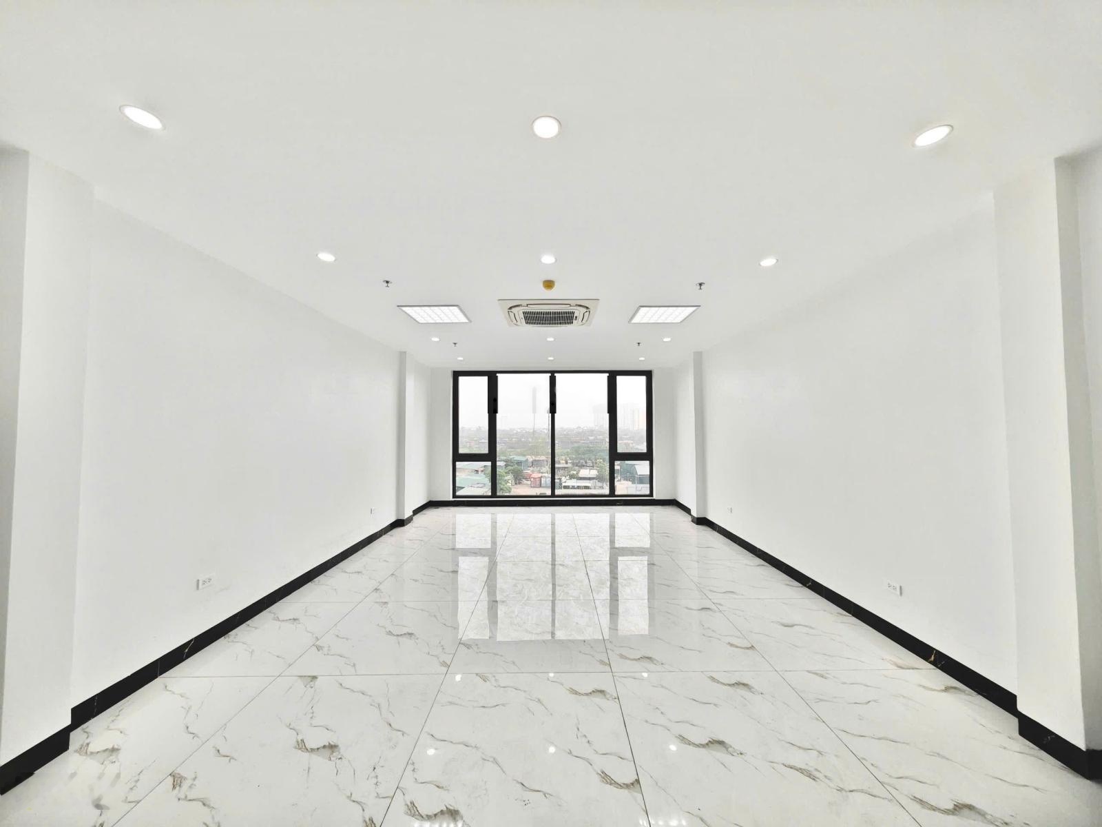 Cho thuê văn phòng 90m2, 12tr tại Yên Xá, Tân Triều