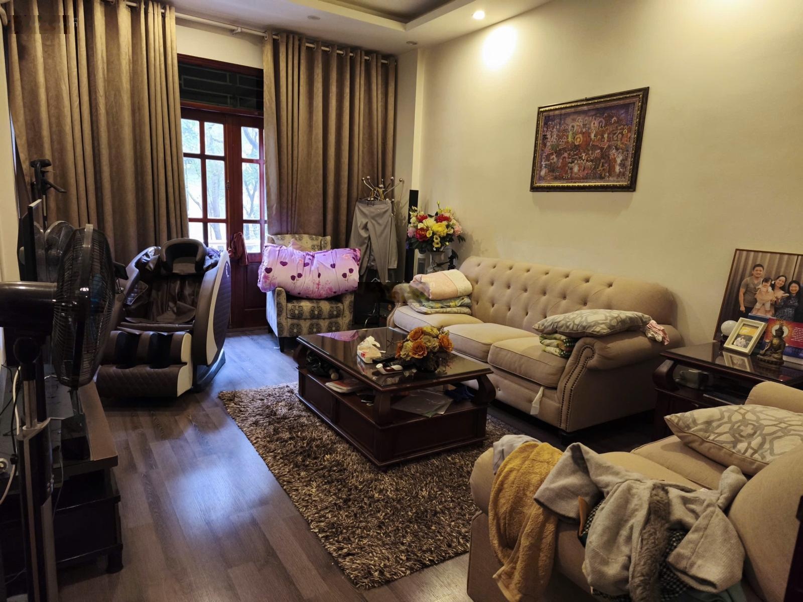 Bán nhà phân lô Nguyễn Chánh - ô tô tránh vỉa hè rộng kinh doanh DT 60m*5 tầng giá 27 tỷ nhỉnh