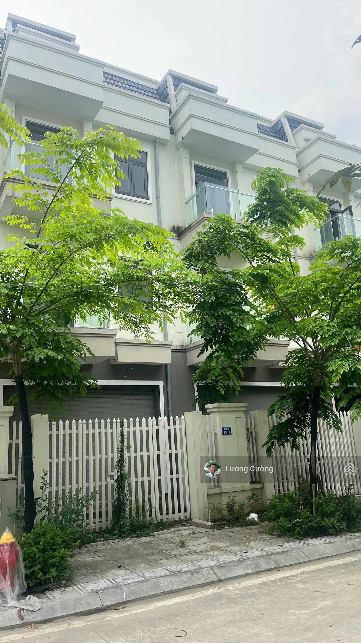 Bán gấp liền kề 113m2,mặt tiền 8m,sổ đỏ,giá 25 tỉ,vị trí đẹp! gleximco lê trọng tấn-hà nội