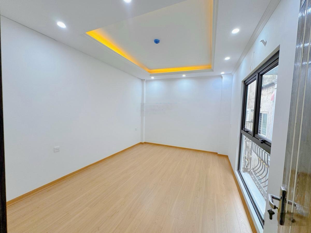 Dòng tiền khủng phố Hoàng Đạo Thành 22 phòng KK 100tr/tháng DT: 76m2, xây 8 tầng