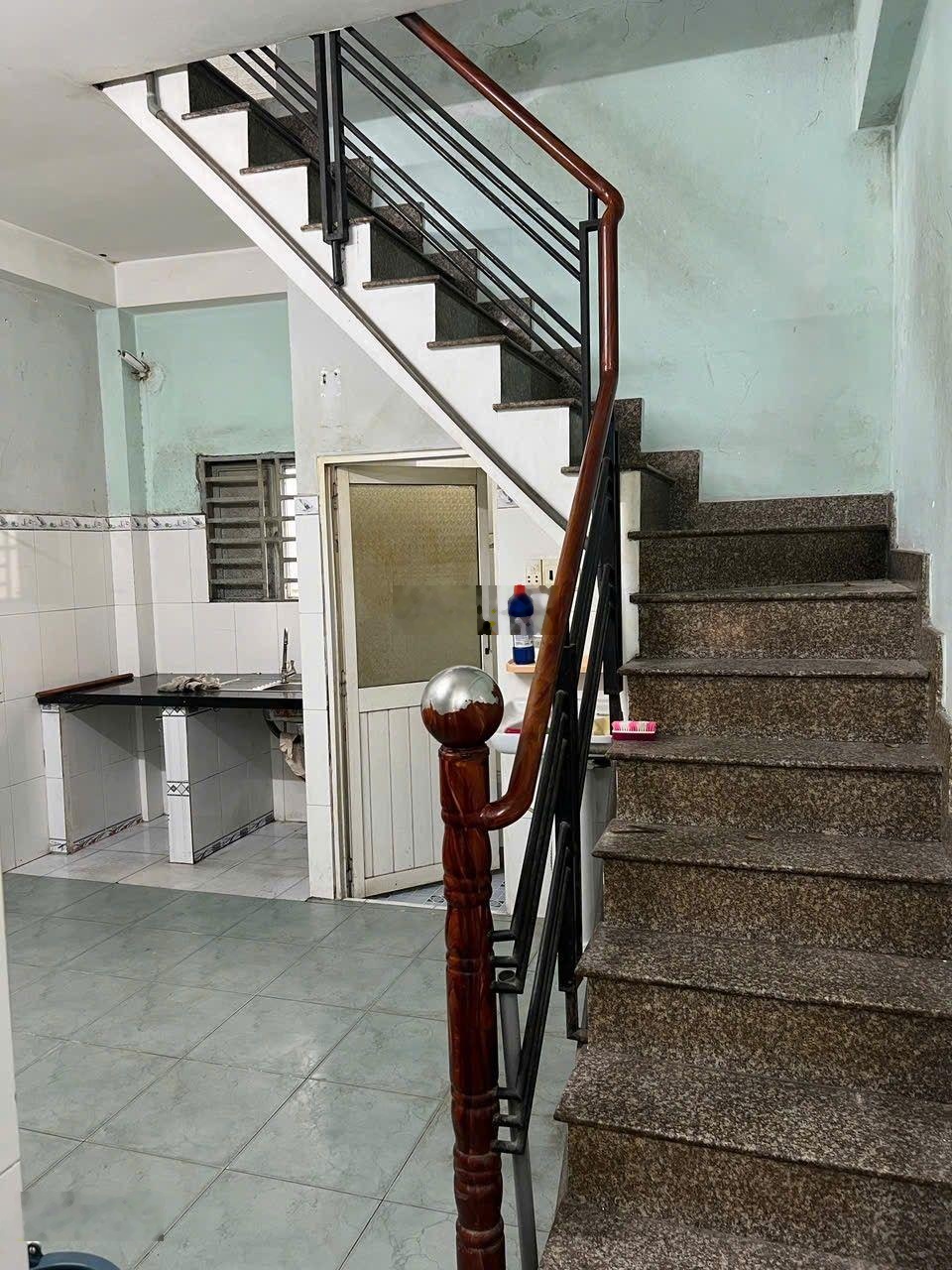 Cho thuê nhà giá rẻ 4pn 1/ hương lộ 2 - 4x15m 2 tấm 4pn - hẻm 6m gần trương phước phan,lê văn quới