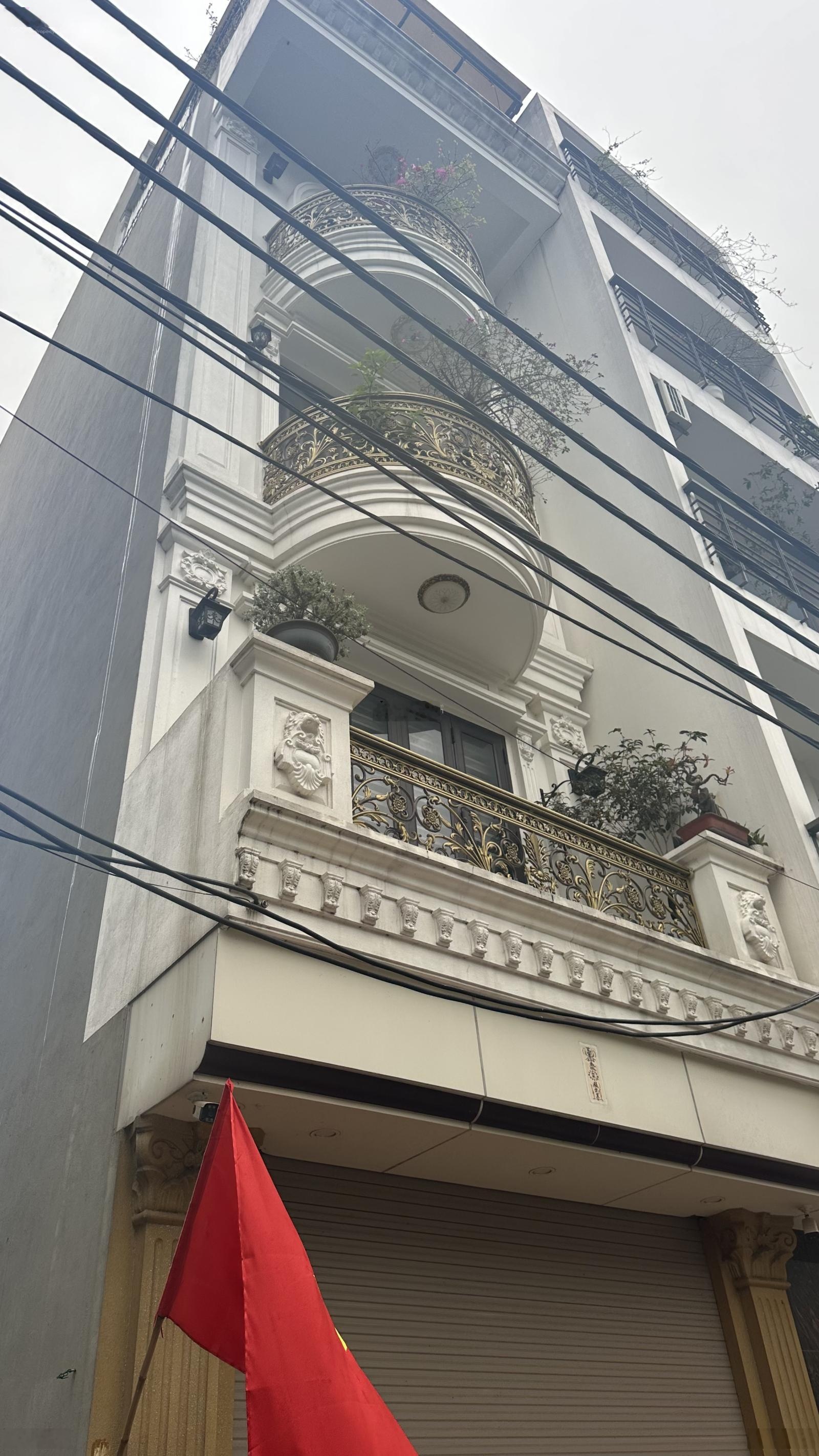 Nhà đất dịch vụ Tân Tây Đô ô tô tránh vỉa hè 5 tầng 45/50m2 hơn 10 tỷ