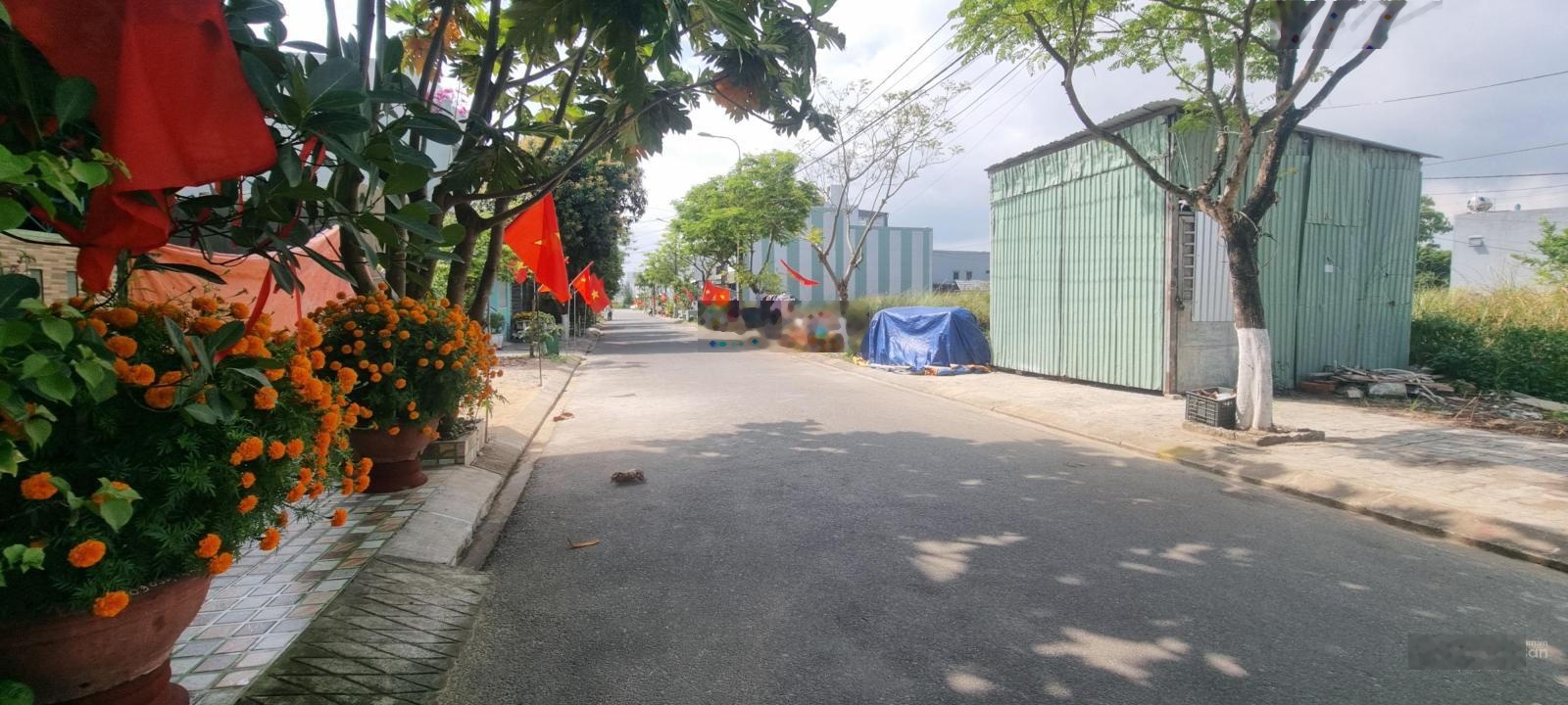 Bán lô đất đường bùi bỉnh uyên sât bãi tăm non nước