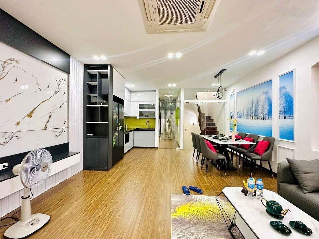 Phân lô vương thừa vũ/thanh xuân - 51m*7 tầng*thang máy - ô tô vào nhà