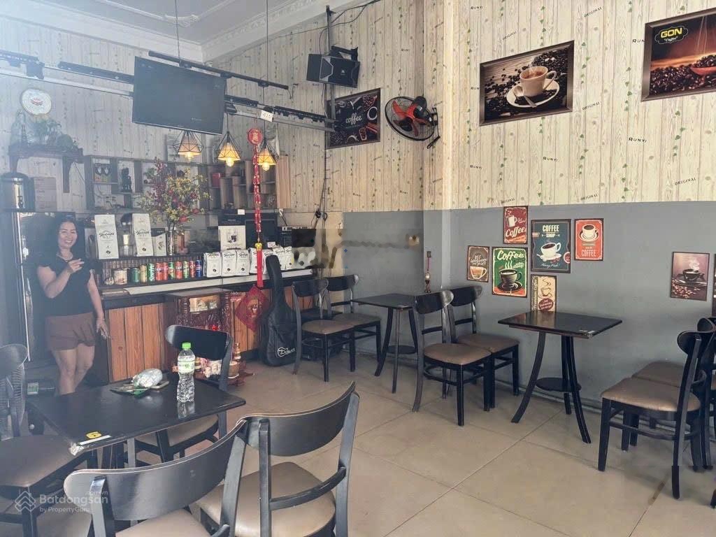 (HH 1% đủ) Bán nhà MT 375 Nguyễn Sơn, Q Tân Phú - 4x13 - 3 tầng - 7.3 tỷ. Lh: 0917600600Linh)