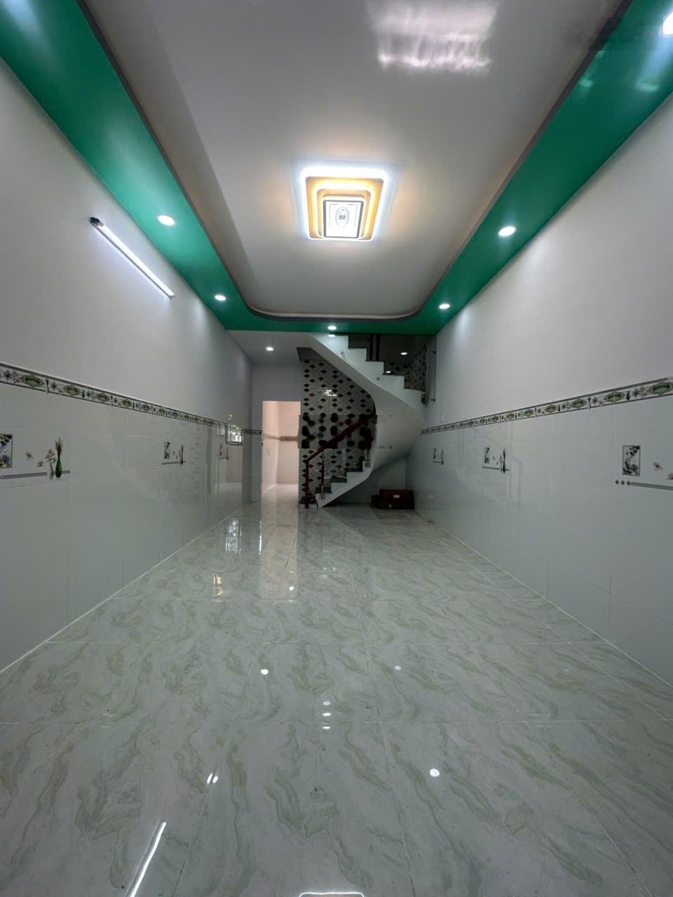 Nhà mới xây 3 tầng| diện tích đẹp 3,6m x 11m| gần chợ Vạn Nguyên, Mễ Cốc, P.15, Quận 8