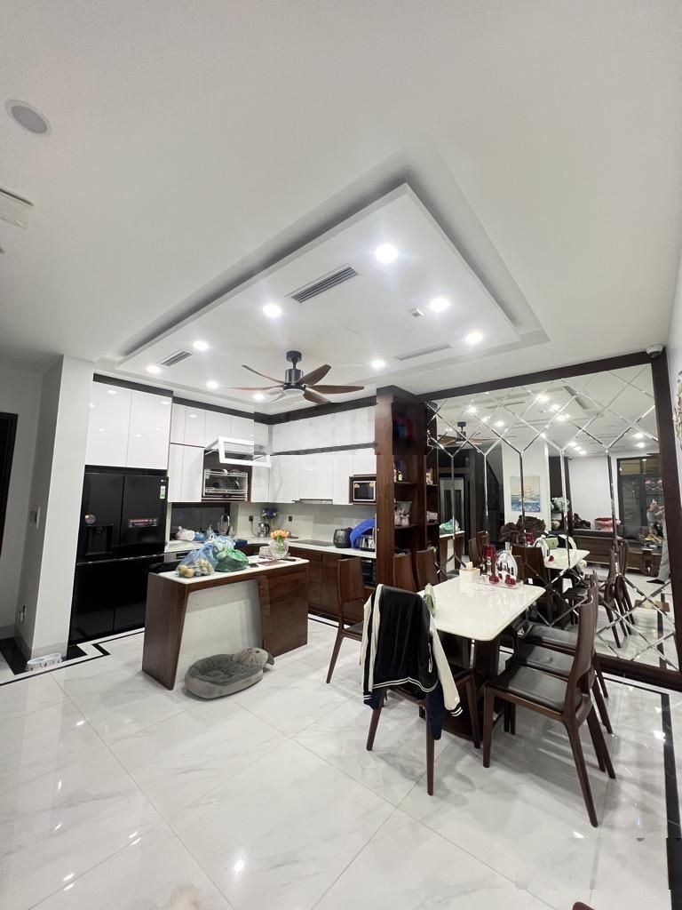 Duy Nhất Tạ Quang Bửu, Lê Thanh Nghị, mặt tiền rộng, vỉa hè to, giá hợp lý kinh doanh tốt