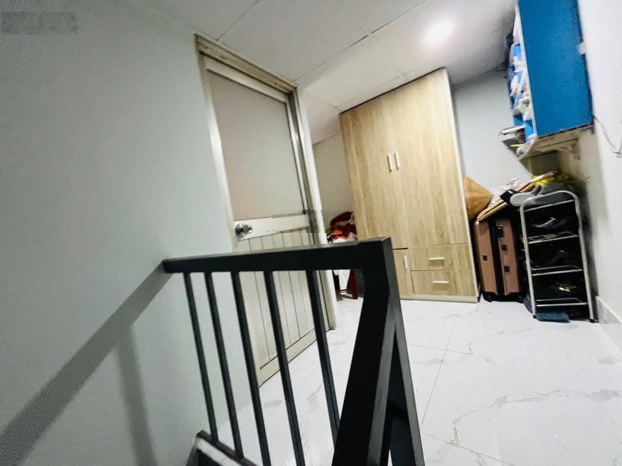 Giá : 2 tỷ 490 triệu bớt Lộc. NHÀ SỔ HỒNG RIÊNG - phường ĐÔNG HOÀ- TPHCM. - Dt 47m2