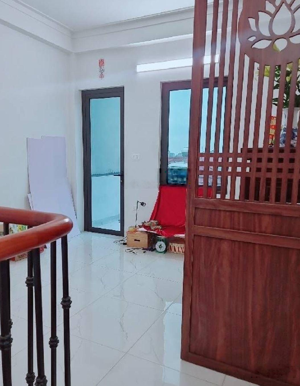 Nhà đẹp 4 tầng mới đẹp ở tại đa tốn bát tràng gia lâm hai mặt thoáng