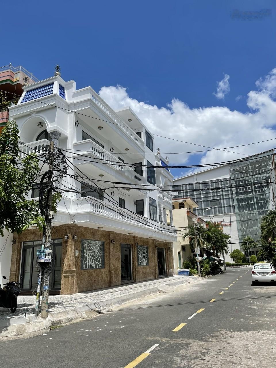 Chín chủ bán gấp nhà hẻm 7A Thành Thái diện tích cực khủng 9x20m căn góc 2 mặt tiền hẻm