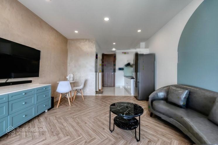 Bán CC Sky Center, 3,650 tỷ, 48m2, view đẹp, Phổ Quang, P2, Tân Bình, HCM