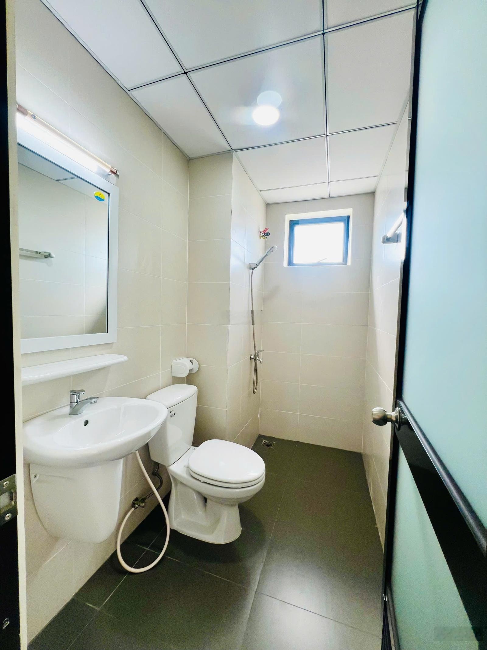 Chính chủ bán căn hộ 64m2 Ehome Southgate Waterpoint, giá 1,65 tỷ