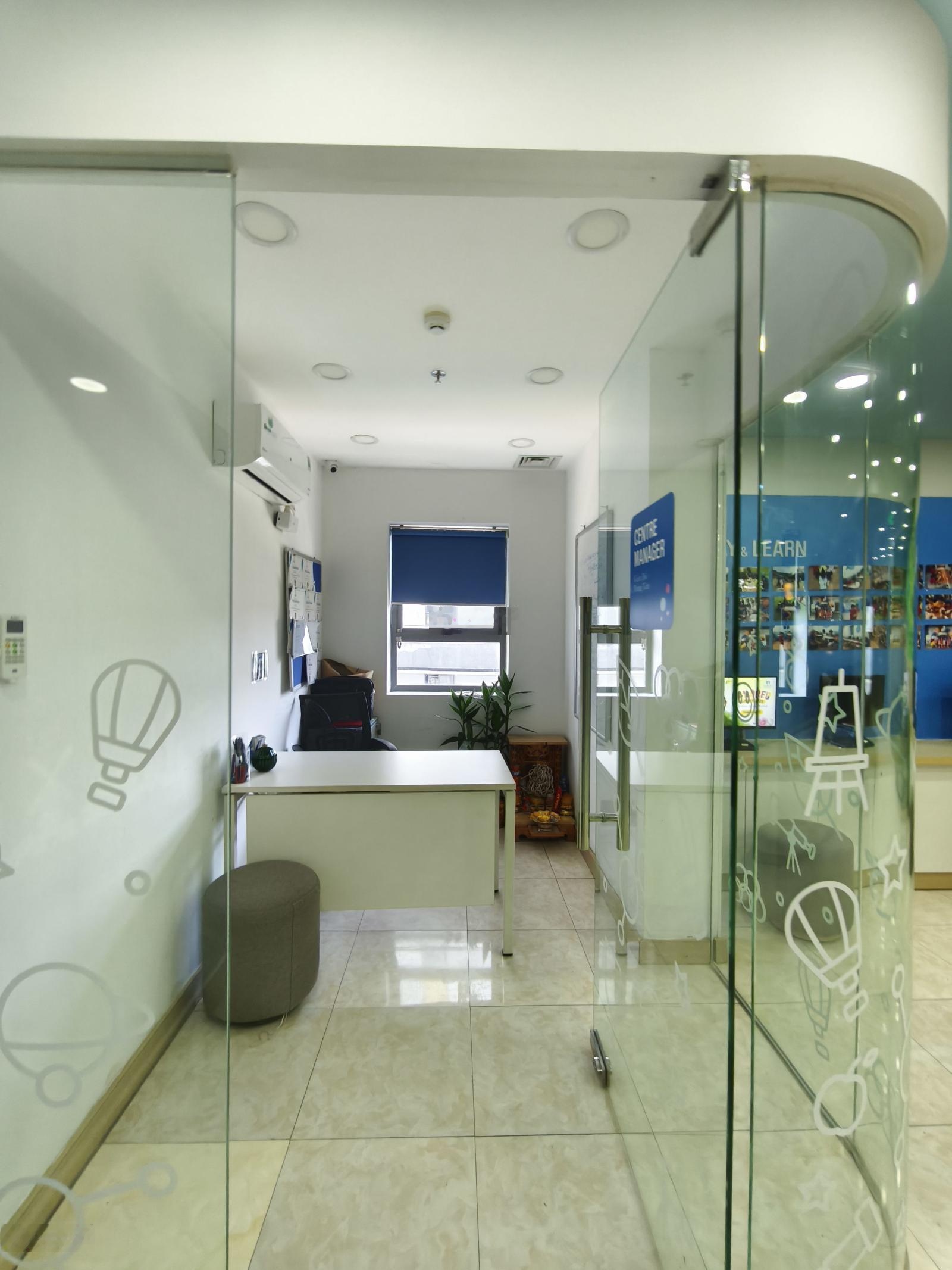 Sàn thương mại dịch vụ, 611m2, sổ đỏ lâu dài, trung tâm KĐT Linh Đàm, cho thuê full 1.6tỷ/năm!