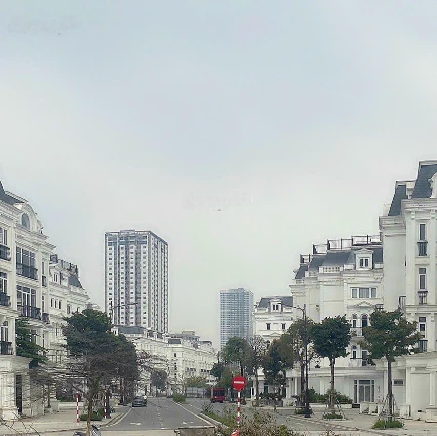 Cần bán gấp căn mặt đường Lê Quang Đạo Louis City Đại Mỗ. Vị trí siêu đẹp - Liên hệ: 0983080621