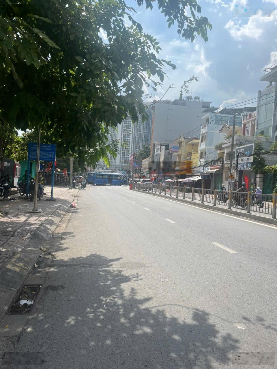 Bán nhà Mặt Tiền, Tạ Quang Bửu P5 Q8, DT 4x19m, 4 tấm