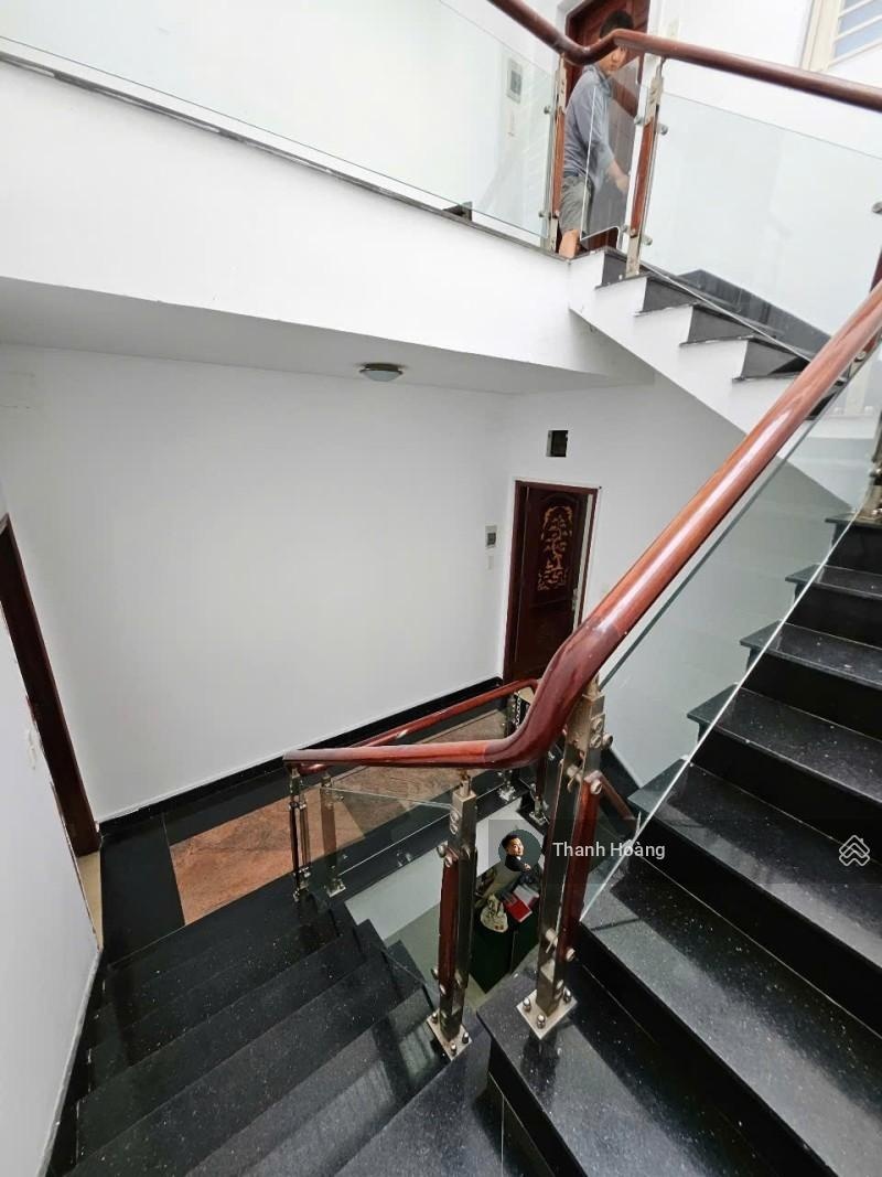 Bán gấp mặt tiền lý thánh tông - tô hiệu 120m2 3tầng vuông vức 12tỷ