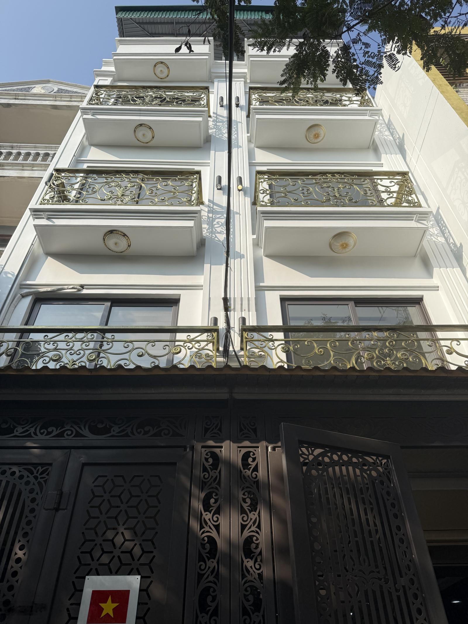 Chính chủ tên mình bán căn nhà tân mai, dt 60m, ô tô tải tránh ngày đêm, vỉa hè rộng 15m