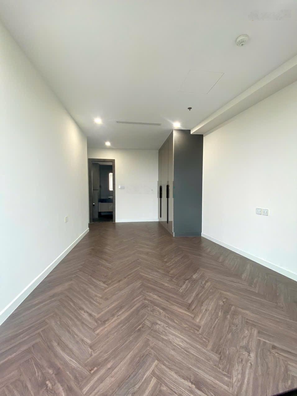 Cho thuê Sunshine Diamond River Q7, 2PN 122m2. Giá tốt: 14,5 triệu/tháng (Miễn phí quản lý)