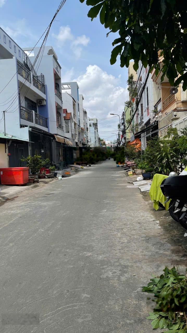 Bán nhà mặt phố, Cư Xá Phú Lâm B, MT lô F khu Cư Xá Phú Lâm B, P.13, Q.6, DT 4 x 25.5m, 2.5 tấm